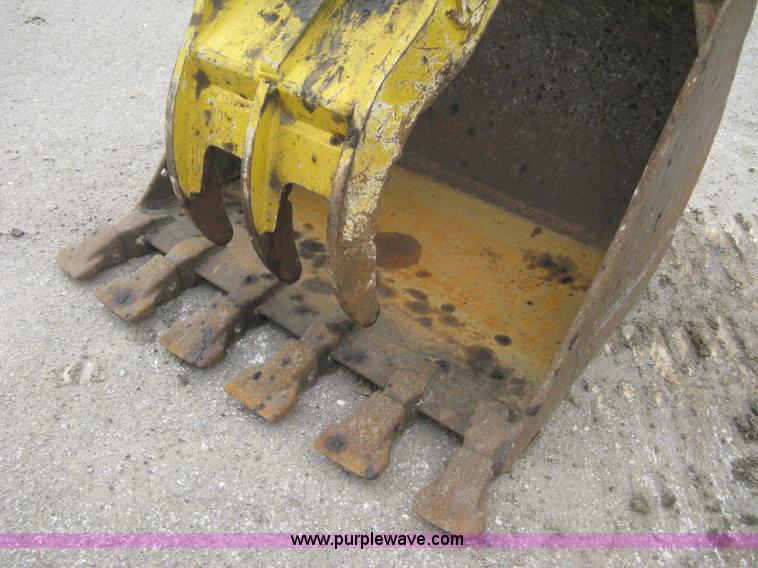 image for item E3375 2000 Komatsu PC120-6E Advance excavator