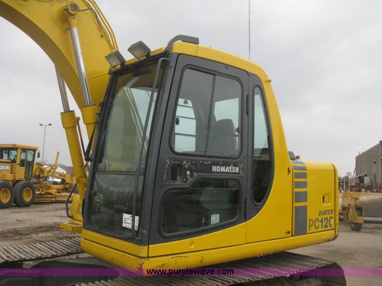 image for item E3375 2000 Komatsu PC120-6E Advance excavator