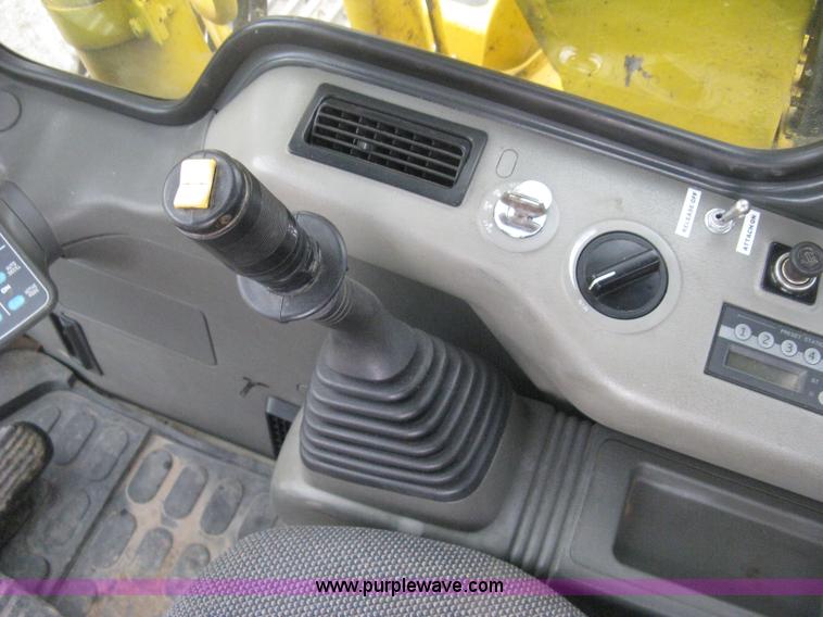 image for item E3375 2000 Komatsu PC120-6E Advance excavator