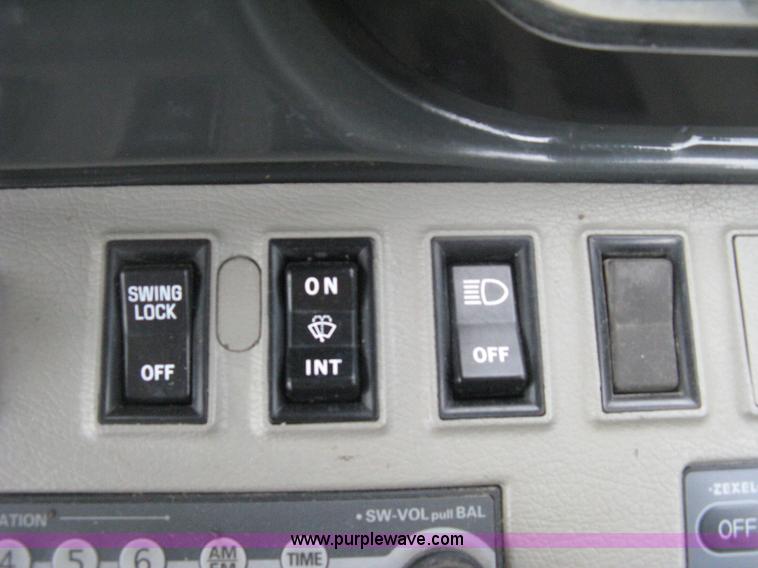 image for item E3375 2000 Komatsu PC120-6E Advance excavator