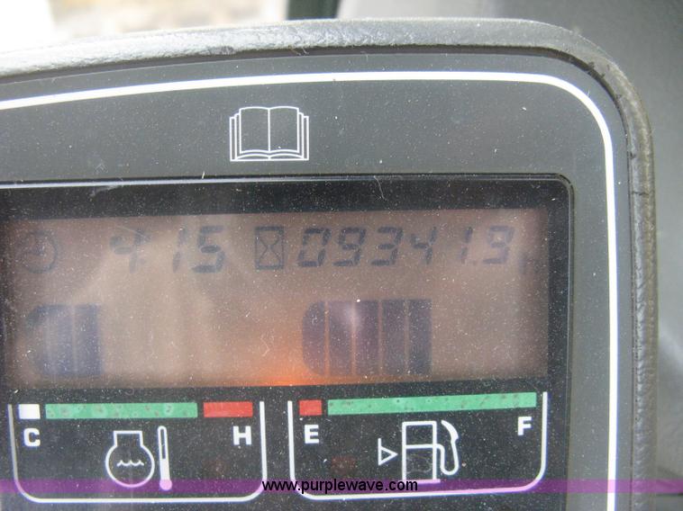 image for item E3375 2000 Komatsu PC120-6E Advance excavator