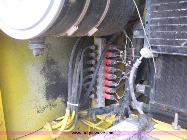 image for item E3375 2000 Komatsu PC120-6E Advance excavator