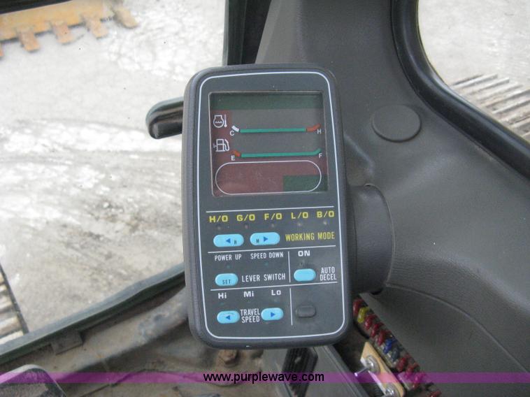 image for item E3376 1997 Komatsu PC200LC-6LC excavator