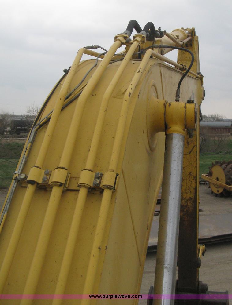 image for item E3376 1997 Komatsu PC200LC-6LC excavator