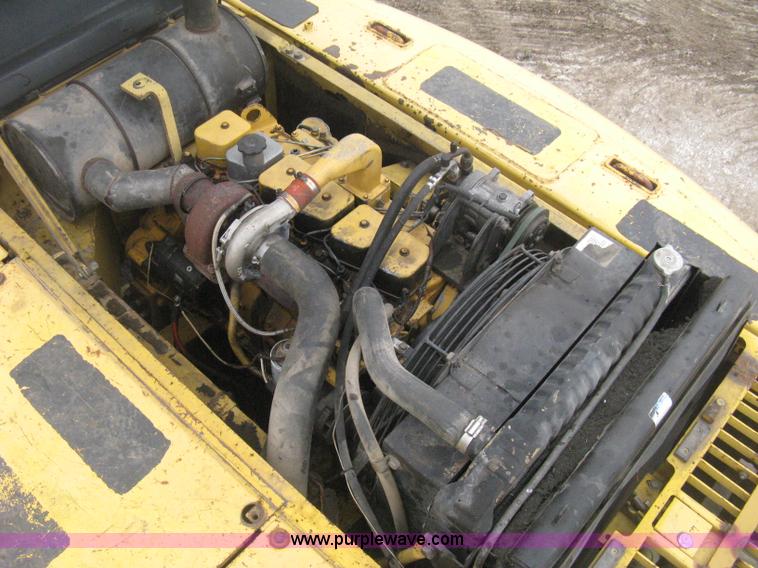 image for item E3376 1997 Komatsu PC200LC-6LC excavator