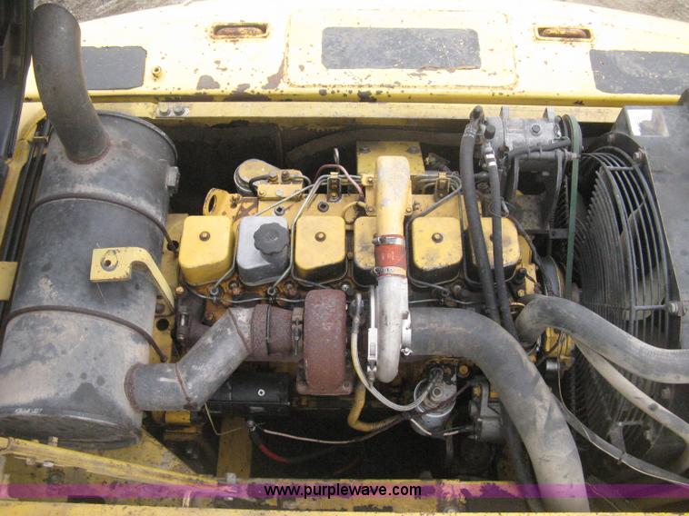 image for item E3376 1997 Komatsu PC200LC-6LC excavator