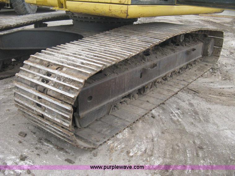 image for item E3376 1997 Komatsu PC200LC-6LC excavator