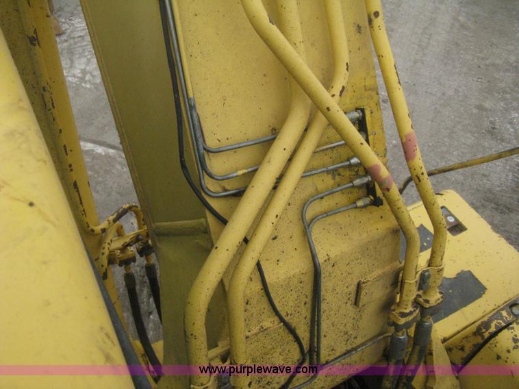 image for item E3376 1997 Komatsu PC200LC-6LC excavator