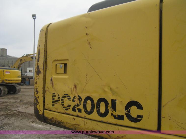 image for item E3376 1997 Komatsu PC200LC-6LC excavator