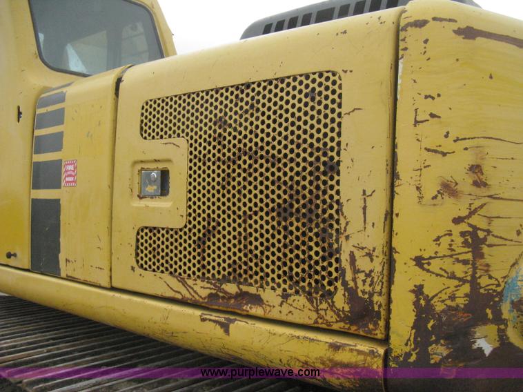 image for item E3376 1997 Komatsu PC200LC-6LC excavator