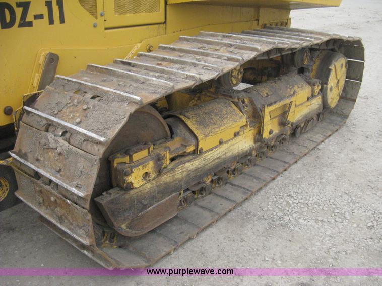 image for item E3377 2005 John Deere 750C LT Series II dozer