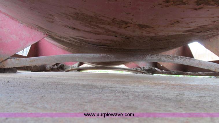 image for item E3891 10,000 gallon fuel storage tank