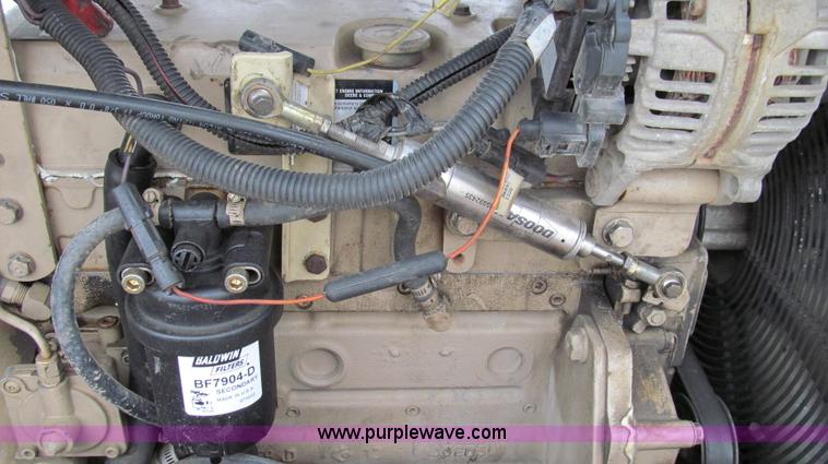 image for item E3892 2006 Ingersoll Rand 185 air compressor