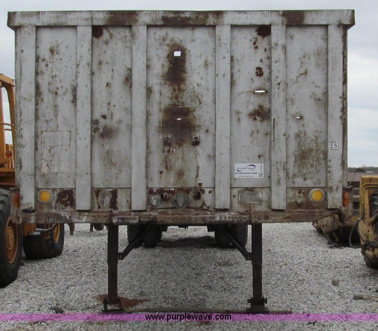 image for item E3893 1972 Fruehauf flatbed trailer