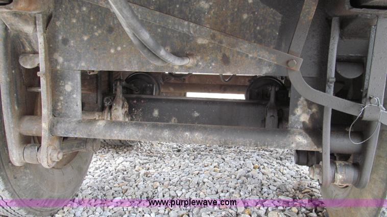 image for item E3893 1972 Fruehauf flatbed trailer