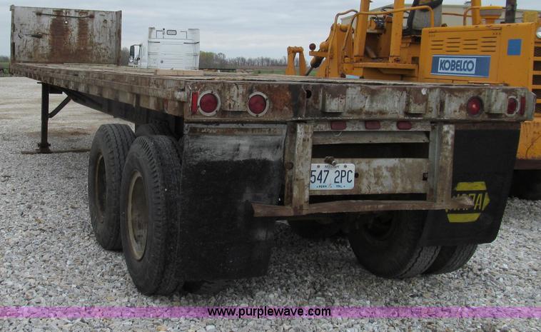 image for item E3893 1972 Fruehauf flatbed trailer
