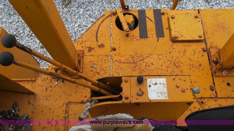 image for item E3894 1984 Kobelco LK600 articulated wheel loader