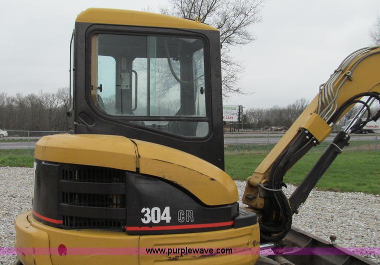 image for item E3903 2006 Caterpillar 304CR mini excavator