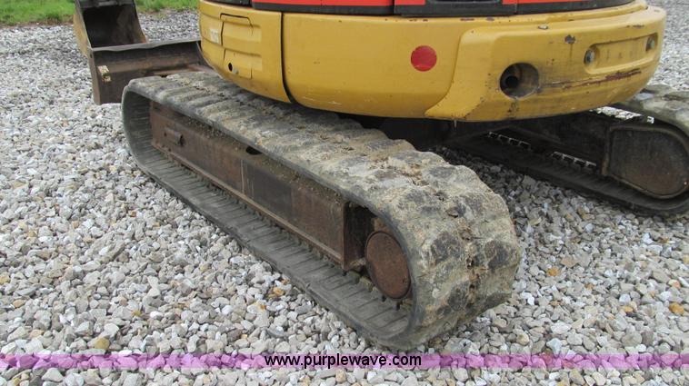 image for item E3903 2006 Caterpillar 304CR mini excavator