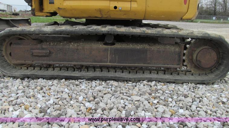 image for item E3903 2006 Caterpillar 304CR mini excavator