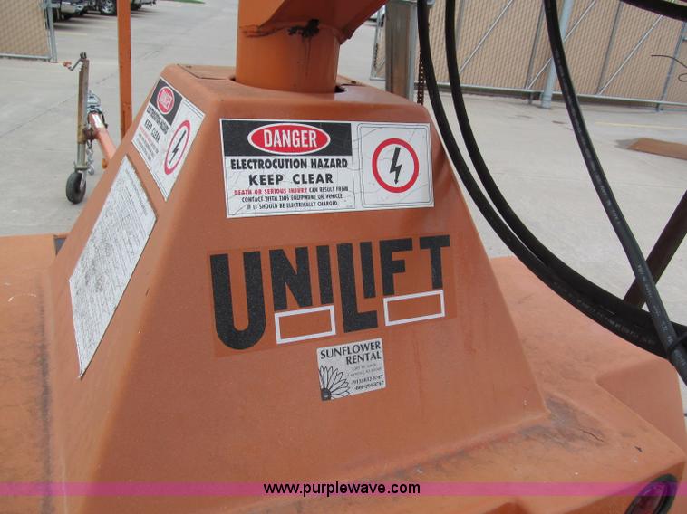 image for item E5858 1999 KB 542 Unilift towable boom lift