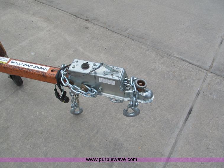 image for item E5858 1999 KB 542 Unilift towable boom lift