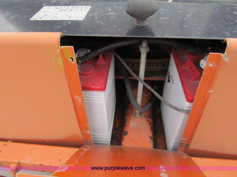 image for item E5858 1999 KB 542 Unilift towable boom lift