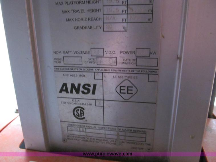 image for item E5859 2004 JLG 20DVL one man lift