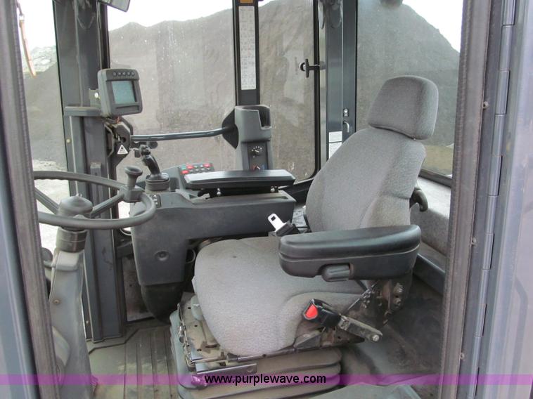 image for item E5860 2011 John Deere 444K articulated wheel loader