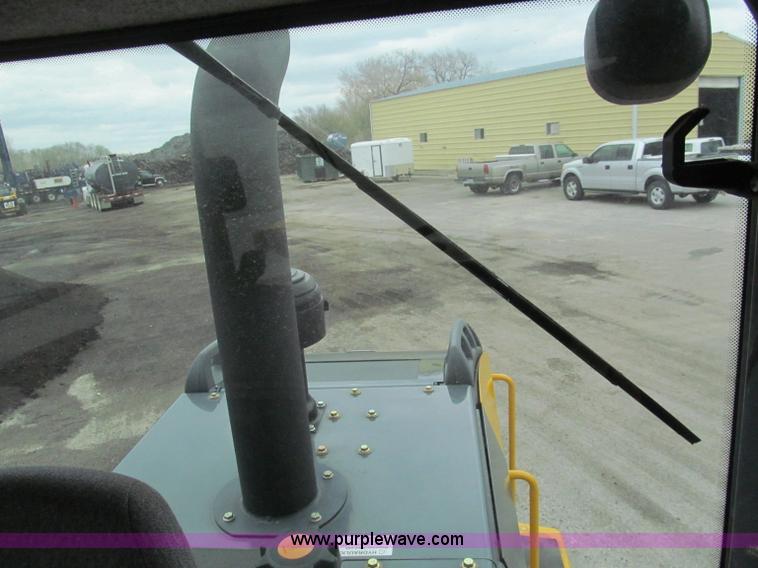 image for item E5860 2011 John Deere 444K articulated wheel loader