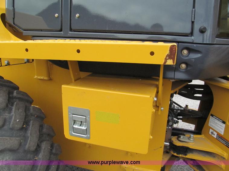 image for item E5860 2011 John Deere 444K articulated wheel loader