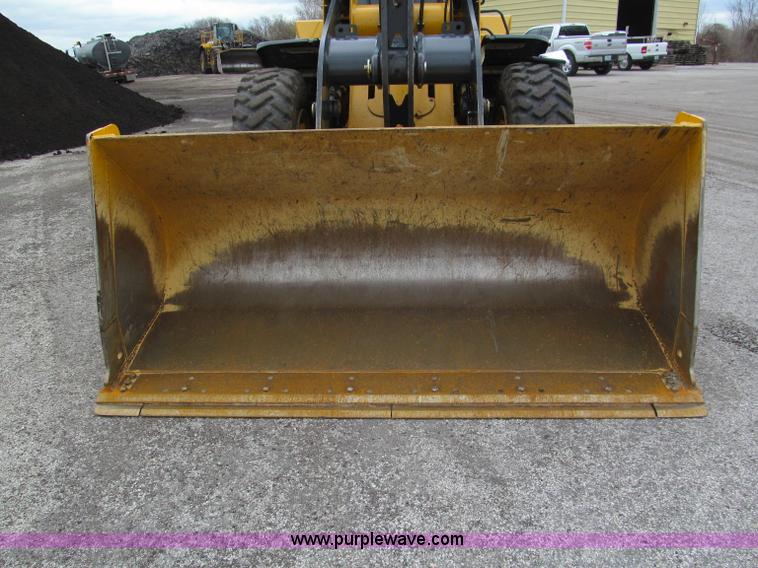 image for item E5860 2011 John Deere 444K articulated wheel loader