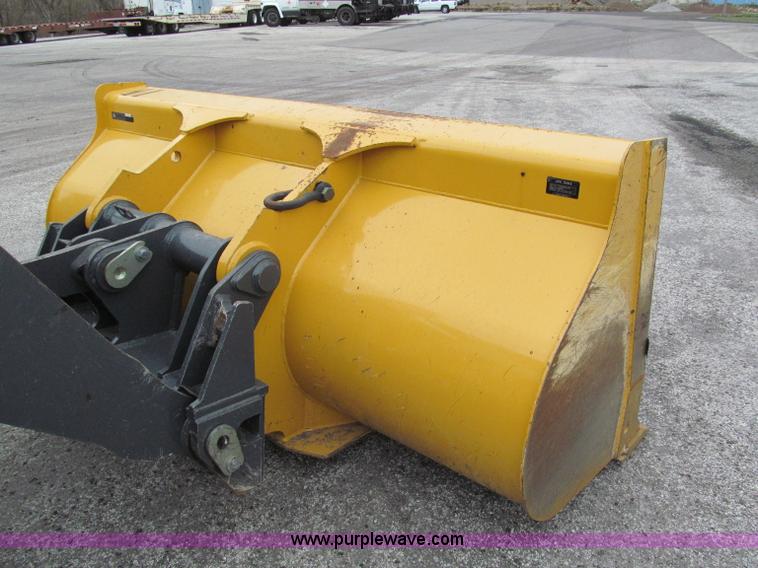 image for item E5860 2011 John Deere 444K articulated wheel loader