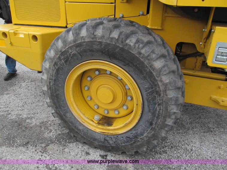 image for item E5860 2011 John Deere 444K articulated wheel loader