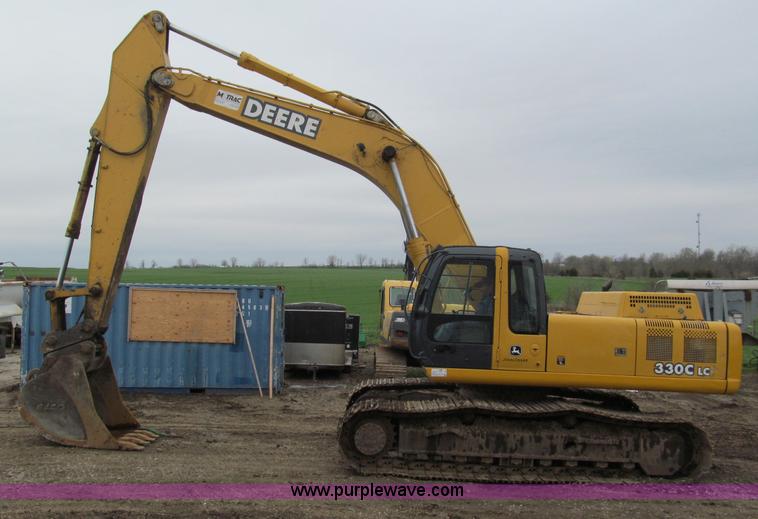 image for item E5862 2006 John Deere 330C LC excavator