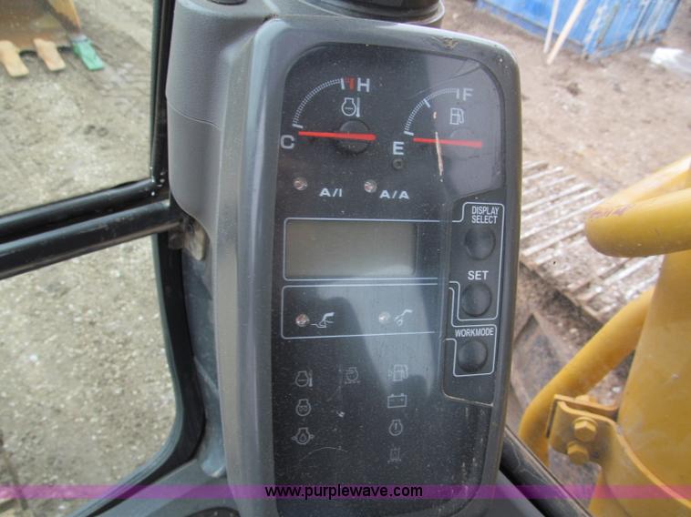 image for item E5862 2006 John Deere 330C LC excavator