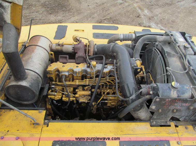 image for item E5862 2006 John Deere 330C LC excavator