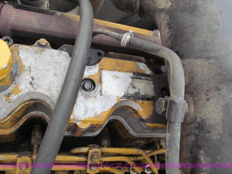 image for item E5862 2006 John Deere 330C LC excavator