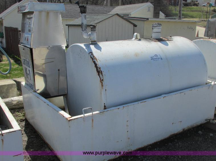 image for item E7177 500 gallon bulk petroleum tank