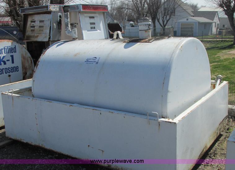 image for item E7177 500 gallon bulk petroleum tank