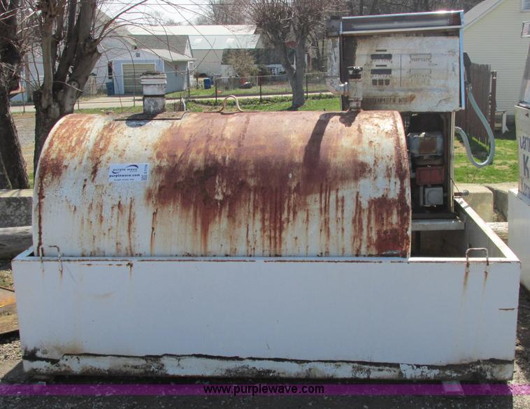 image for item E7178 500 gallon bulk petroleum tank