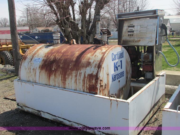 image for item E7178 500 gallon bulk petroleum tank