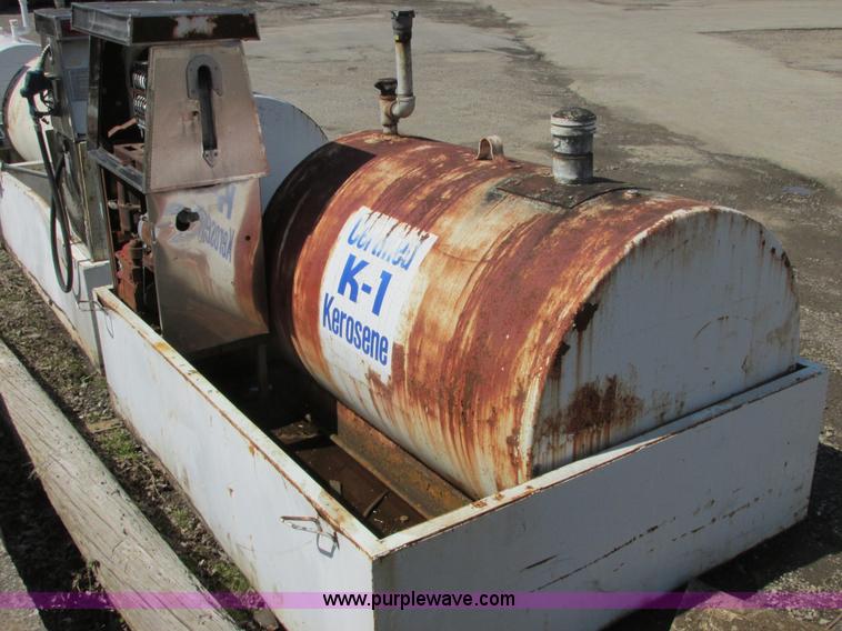 image for item E7178 500 gallon bulk petroleum tank