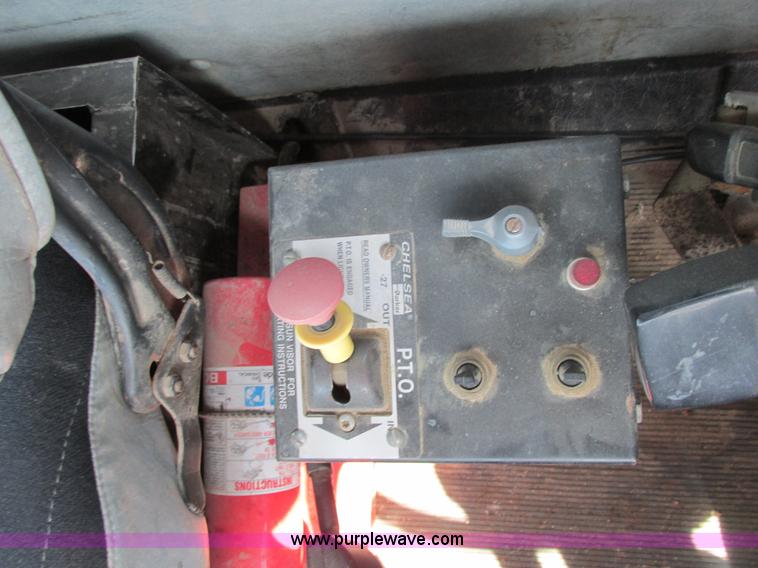 image for item E7179 1993 Western Star 4964F semi truck