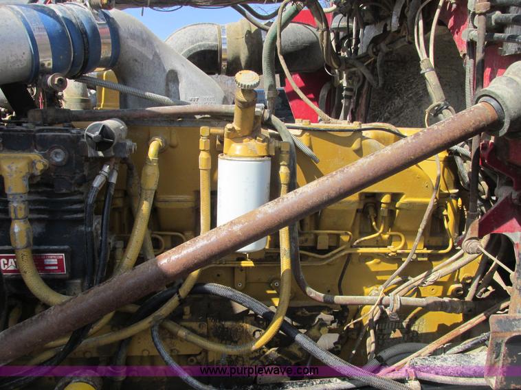 image for item E7179 1993 Western Star 4964F semi truck