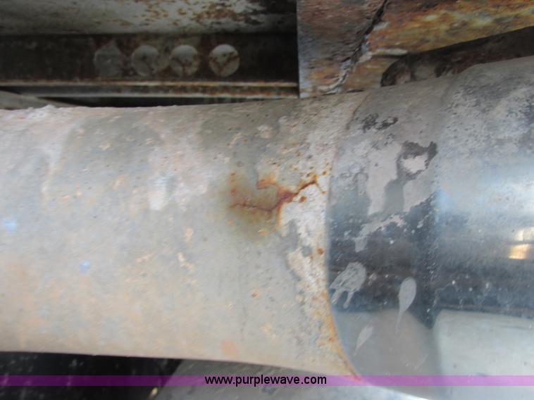 image for item E7179 1993 Western Star 4964F semi truck