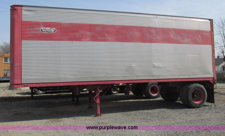 image for item E7182 1977 Trailmobile van trailer