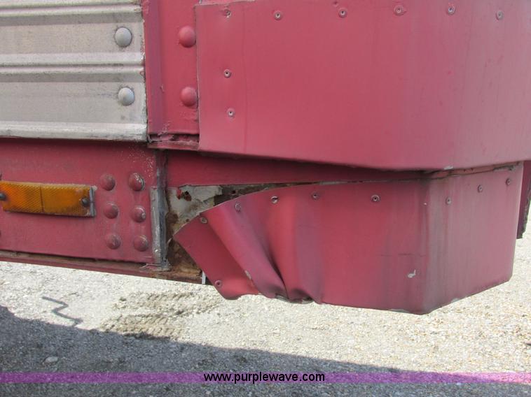 image for item E7182 1977 Trailmobile van trailer