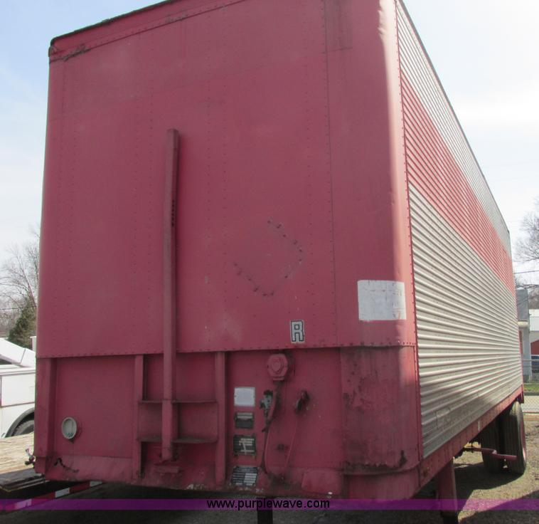 image for item E7183 1977 Trailmobile van trailer