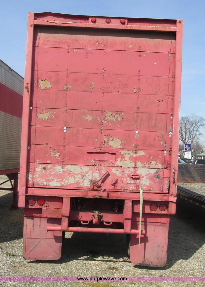 image for item E7183 1977 Trailmobile van trailer